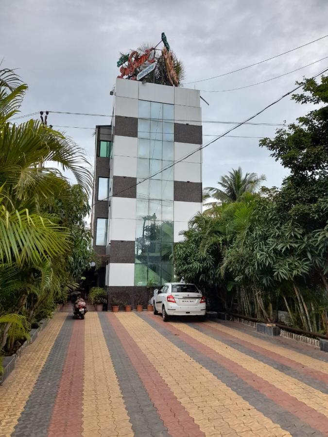 Hotel Shalimar Executive, Uran Islampur Peth  Buitenkant foto