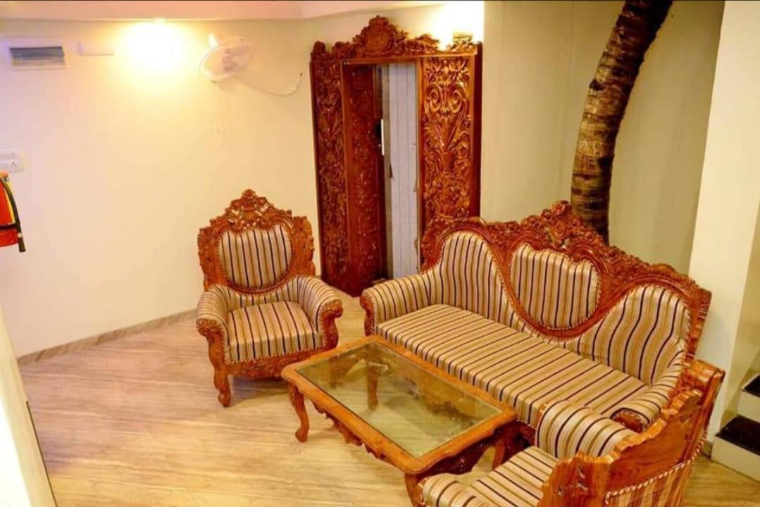 Hotel Shalimar Executive, Uran Islampur Peth  Buitenkant foto