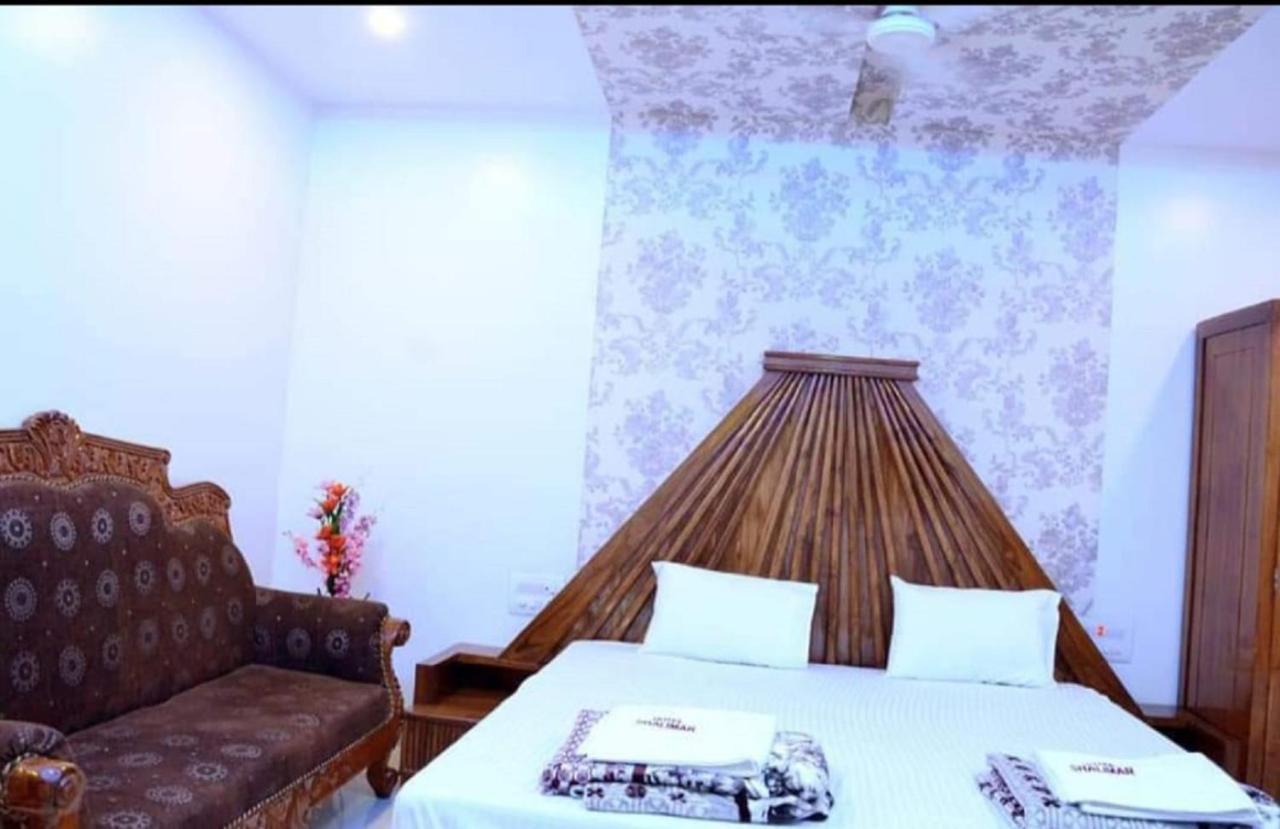 Hotel Shalimar Executive, Uran Islampur Peth  Buitenkant foto